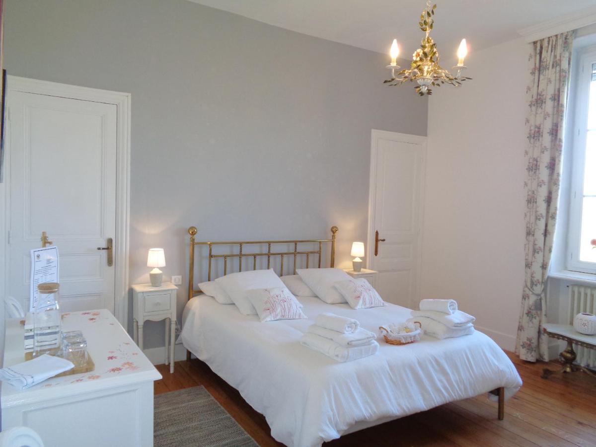 Domaine Berenguer Bed and Breakfast Ouches Exteriör bild